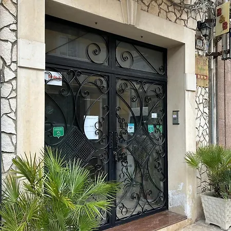 Bed And Breakfast Floridia 3*
